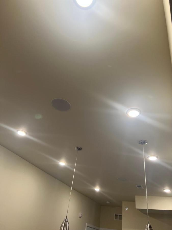 Yanne'S Place - Roof-Patio, Workspace, Cityview فيلادلفيا المظهر الخارجي الصورة